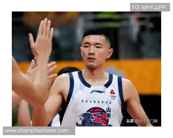 陈林坚的篮球之路：从青涩少年到职业球员的蜕变与奋斗